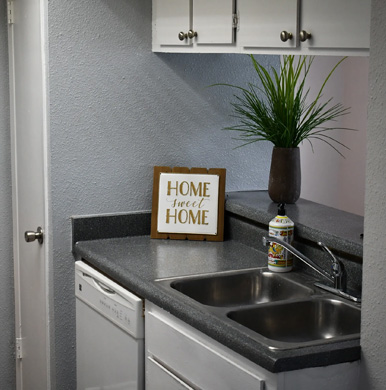 Medical Center Apartments For Rent